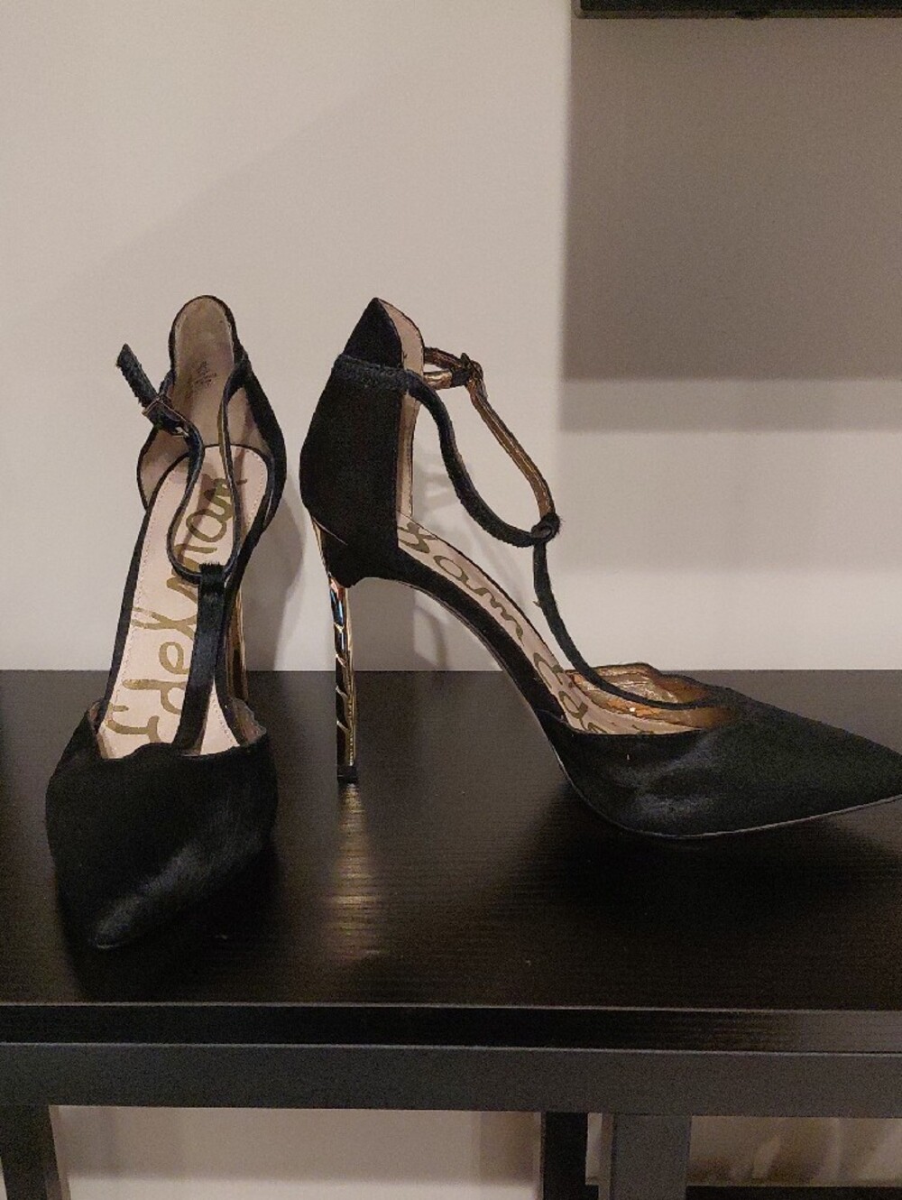 Sam Edelman Black Pointed T-Strap Stiletto Heels with Gold Heel - Picture 3 of 8